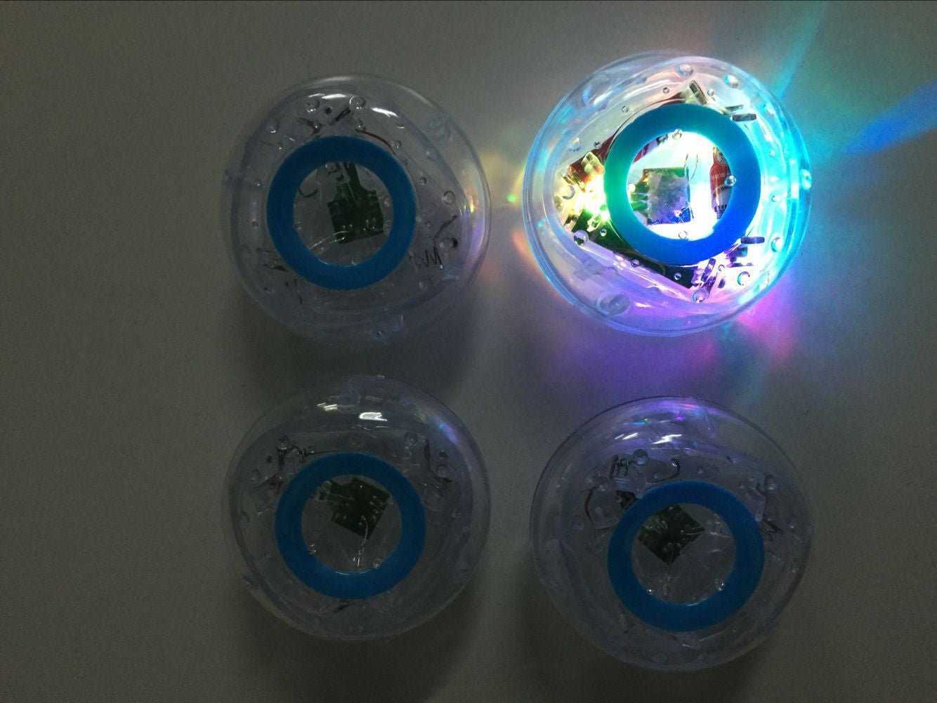 CHILDREN'S BATHTUB LIGHT FLOATING LIGHT BATH WATER PROOF COLORFUL LED LIGHT