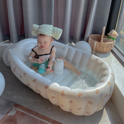 INDOOR CHILDREN'S INFLATABLE BATHTUB